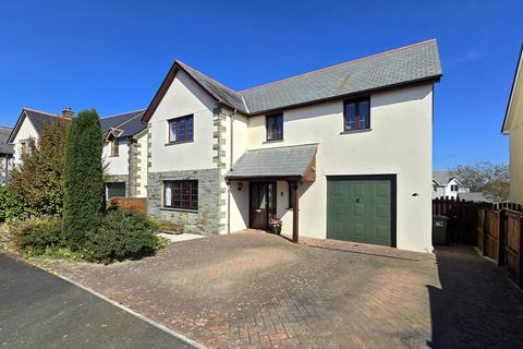 2 Goaman Park, Hartland, Bideford, EX39 6DF