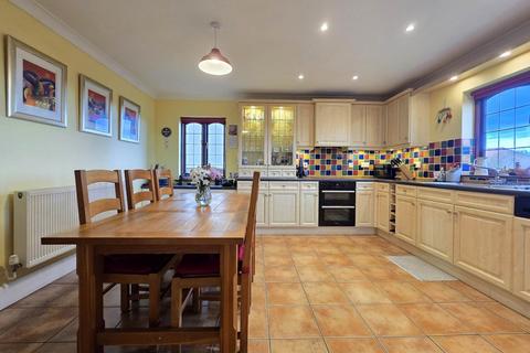 2 Goaman Park, Hartland, Bideford, EX39 6DF