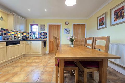 2 Goaman Park, Hartland, Bideford, EX39 6DF