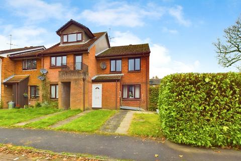 1 bedroom maisonette for sale, Manor Fields, Horsham RH13