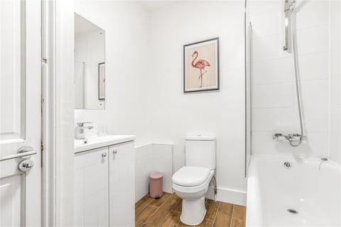 2 bedroom flat for sale, Stephendale Road, London, SW6