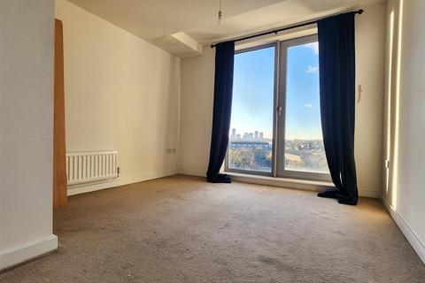 1 bedroom flat for sale, Emily Duncan Place, London