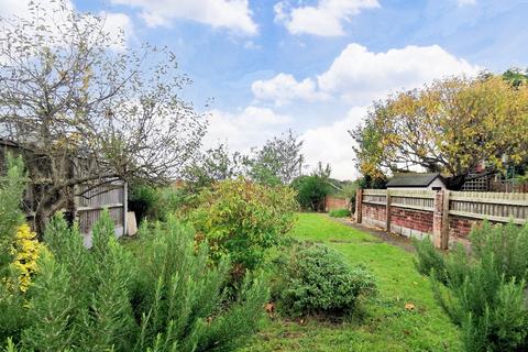 3 bedroom semi-detached house for sale, High Road, Wortwell