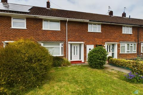 3 bedroom terraced house to rent, Mill Park Drive, Eastham CH62