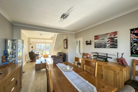 4 bedroom chalet for sale, Canewdon View Road, Rochford