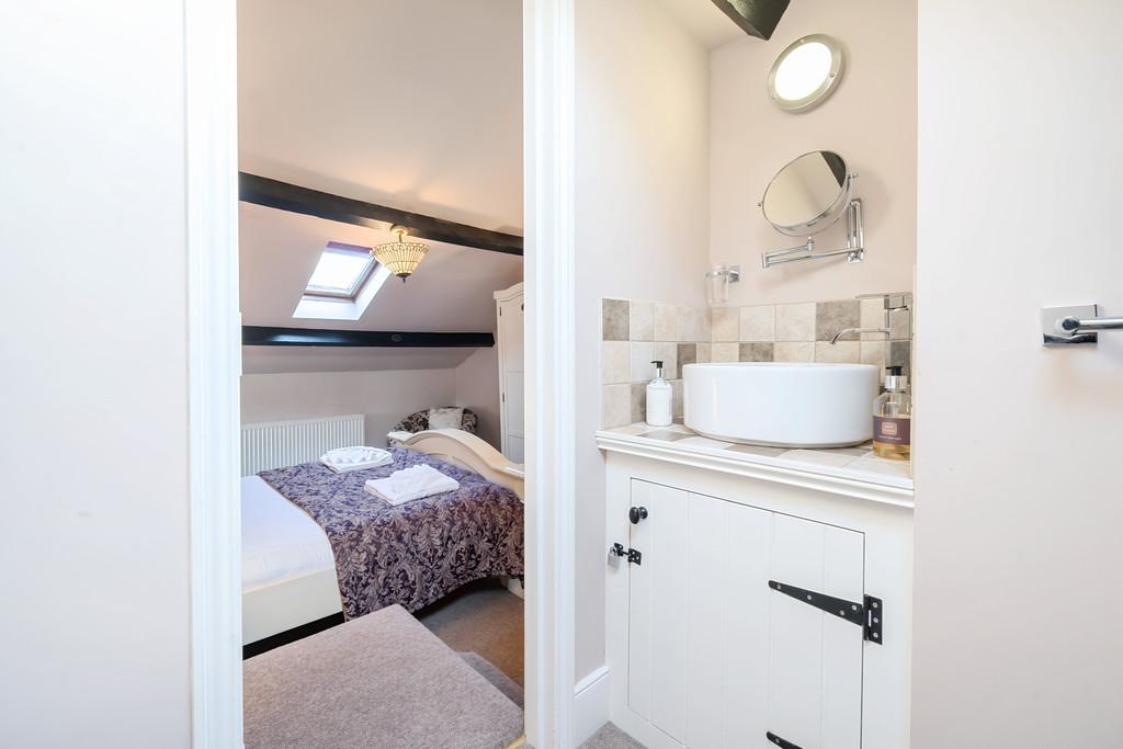 Bedroom 3 &amp; En Suite WC