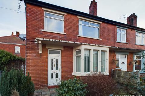 3 bedroom end of terrace house for sale, Broadfield Avenue FY4