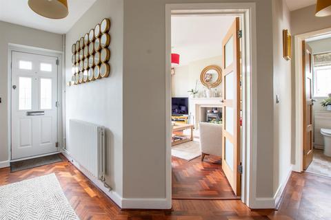 10 Boyd Road, Saltford, Bristol, BS31 3AP
