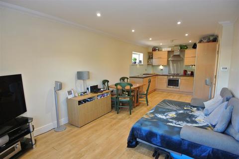 1 bedroom flat for sale, 65 Victoria Street, Egham TW20