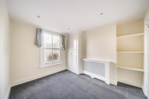 2 bedroom apartment to rent, Glycena Road London SW11