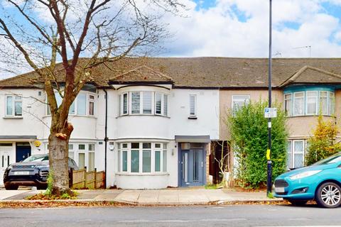 2 bedroom maisonette to rent, Birkbeck Avenue, Greenford, UB6