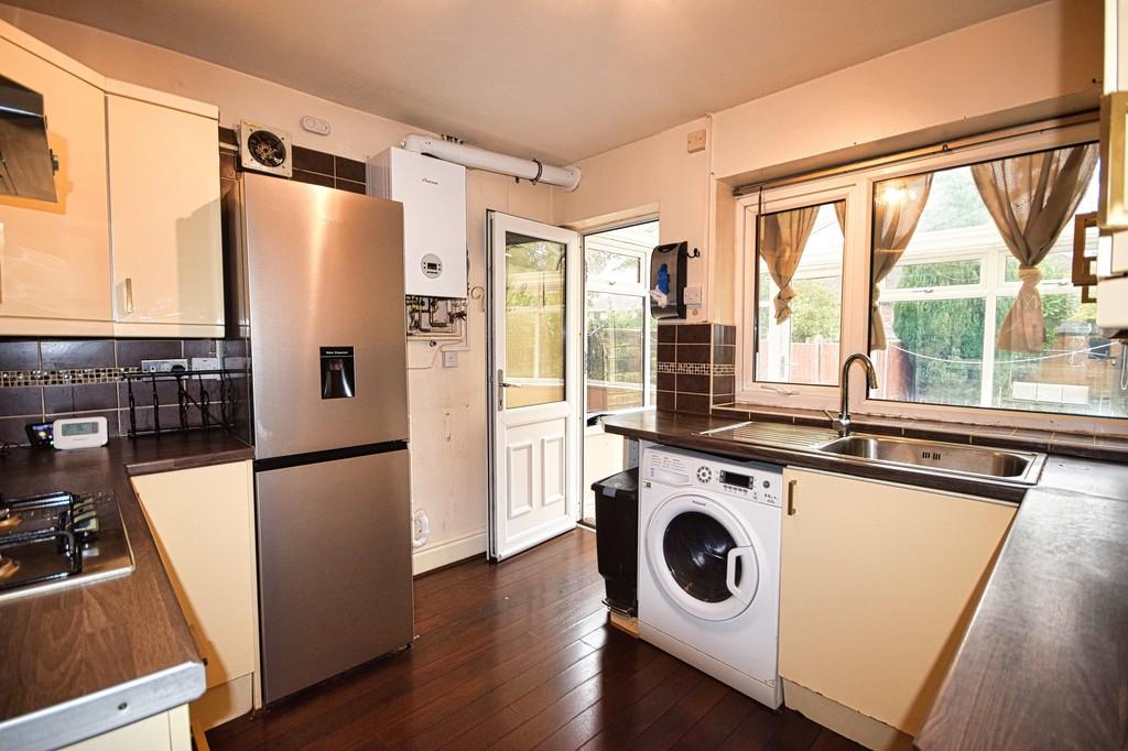 Kitchen 1 (1)