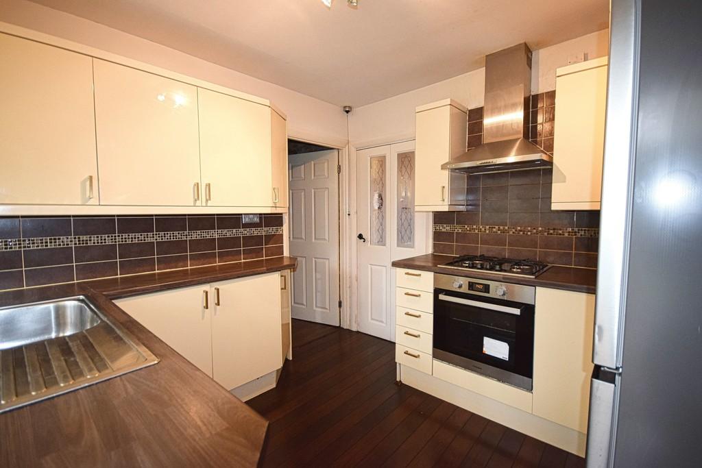 Kitchen 2 (1)