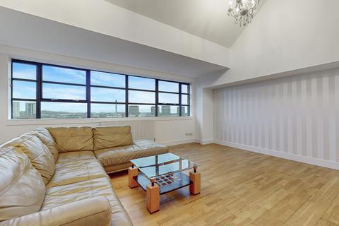 2 bedroom flat for sale, Templeton Court, Glasgow G40