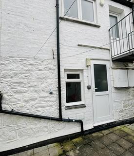 1 bedroom flat to rent, Causewayhead, Penzance