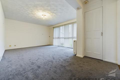 Studio to rent, Marchwood Court, Broadsands Drive, Gosport