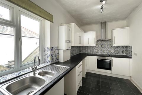 1 bedroom apartment to rent, Academy, Westcliff-On-Sea SS0