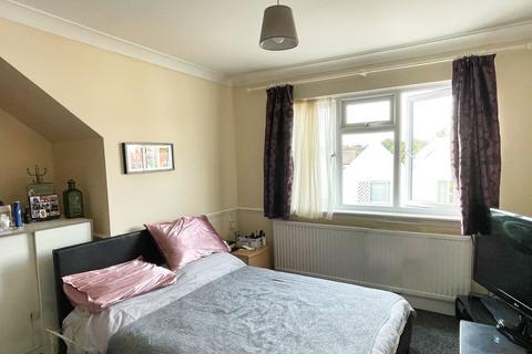 1 bedroom apartment to rent, Academy, Westcliff-On-Sea SS0