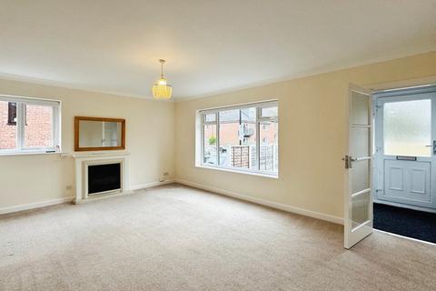 2 bedroom apartment to rent, Hawksworth Road, Leeds LS18