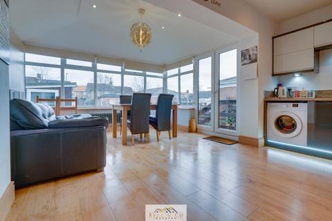 22 Chantry Place, Kiveton Park, Sheffield, S26 6LJ
