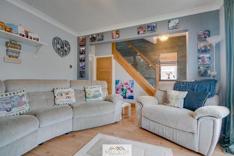 22 Chantry Place, Kiveton Park, Sheffield, S26 6LJ
