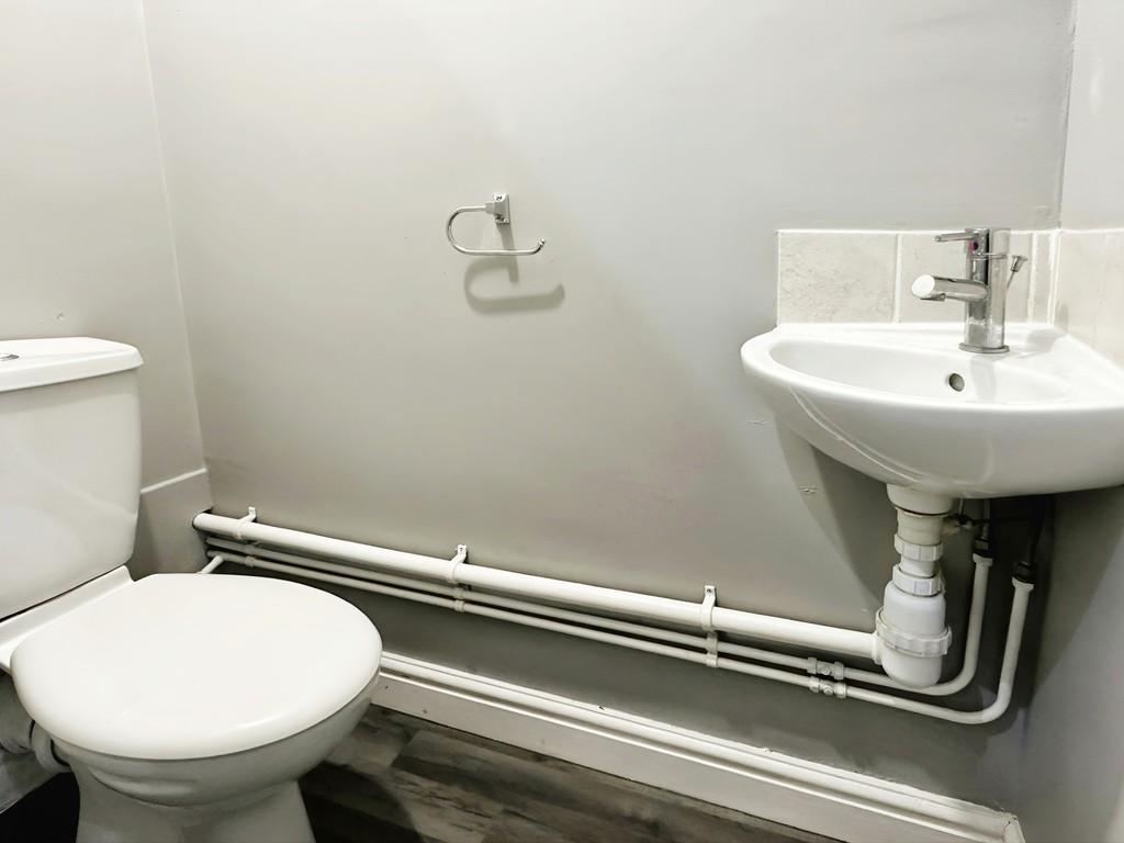 F36dc16d-Guest 20cloakroom 20 Ilkeston