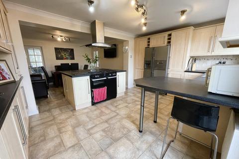 20 Beech Avenue, Tickhill, Doncaster, DN11 9EN