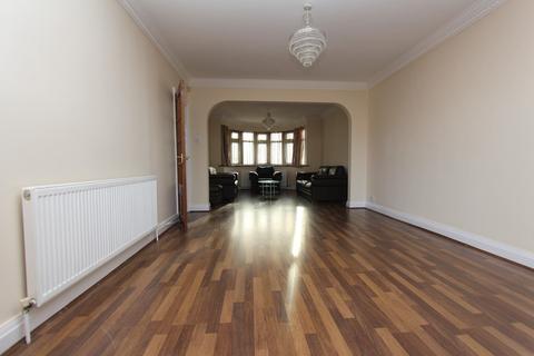 4 bedroom end of terrace house to rent, South Harrow, Middx