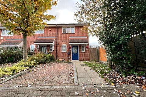 2 bedroom house for sale, Harman Rise, Ilford