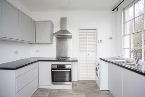 3 bedroom apartment to rent, The Common, Tunbridge Wells