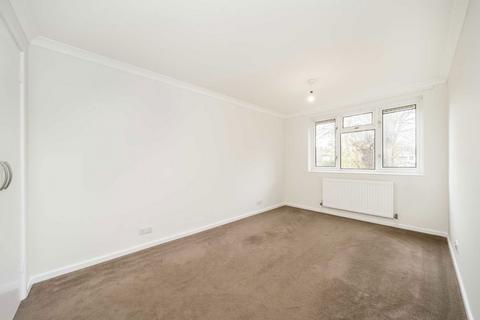 3 bedroom flat for sale, Cambridge Road, Teddington TW11