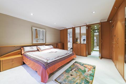 3 bedroom apartment for sale, Rutland Gate, Knightsbridge SW7