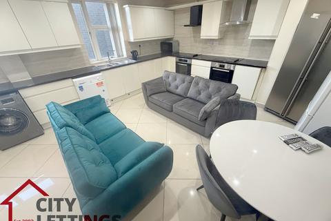 8 bedroom flat to rent, Ilkeston Road, Nottingham