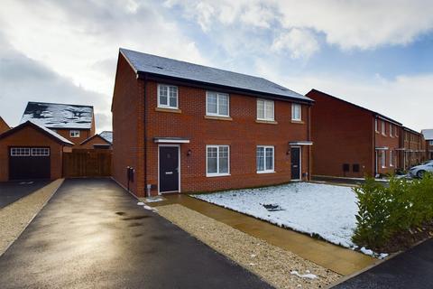 3 bedroom semi-detached house to rent, Neptune Street, Chester