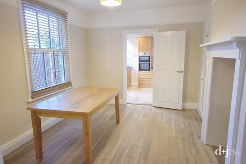 4 bedroom end of terrace house to rent, Nightingale Road, Hitchin