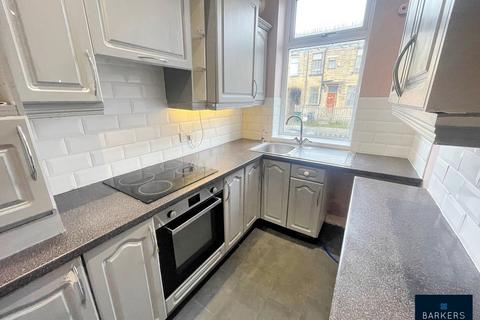 3 bedroom end of terrace house for sale, Kaycell Street, Bradford