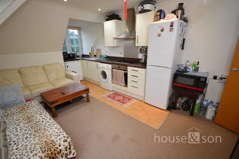 1 bedroom apartment to rent, Charminster Road