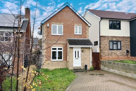 3 bedroom detached house for sale, Cranmere Court, Strood, Rochester, ME2 4UN