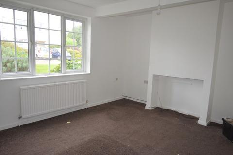 2 bedroom apartment to rent, Guessens Court, Welwyn Garden City AL8