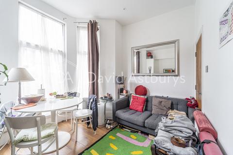 1 bedroom flat to rent, Ferme Park Road, Crouch End, London