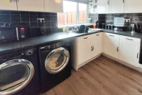 813 Chester Road, Chelmsley Wood, Birmingham, B37 6QS