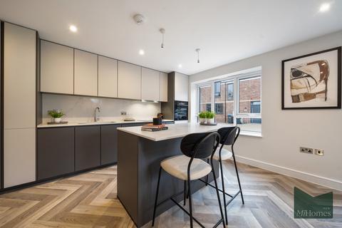3 bedroom semi-detached house for sale, Scarlet Oaks, Oakwood, N14
