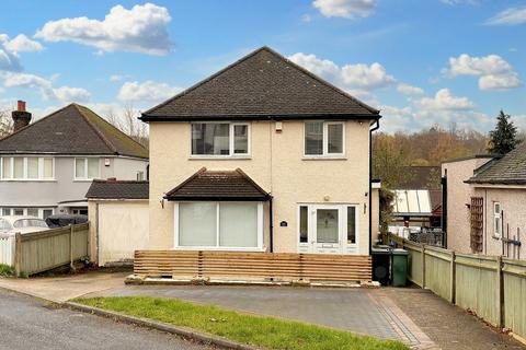 3 bedroom detached house for sale, St. Margarets Road, Hooley CR5