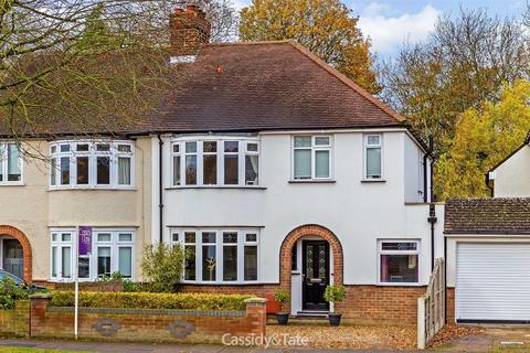 4 bedroom semi-detached house for sale, Beech Road, St Albans