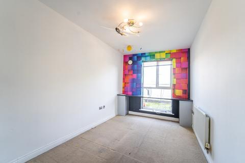 2 bedroom apartment to rent, Hibernia Road, Hounslow