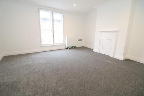 2 bedroom apartment to rent, High Street, Dorking