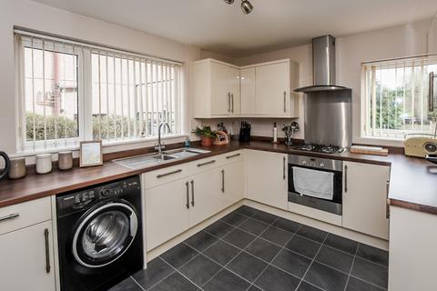 3 bedroom semi-detached house for sale, Appleton Street, Winnington