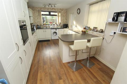 4 bedroom terraced house for sale, Knowsley Road, Bootle L20