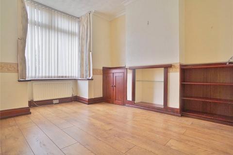 2 bedroom terraced house to rent, Singlewell Road, Gravesend, Kent