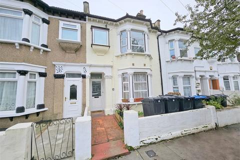 6 bedroom terraced house to rent, Stuart Road, Thornton Heath, Croydon,